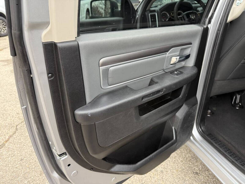 2021 RAM 1500 Classic SLT