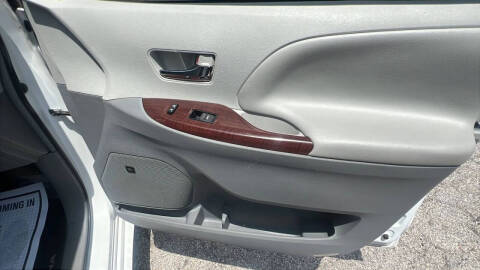 2013 Toyota Sienna