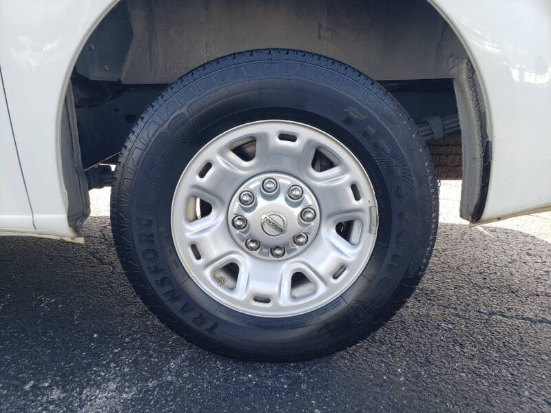 2016 Nissan NV 1500 S