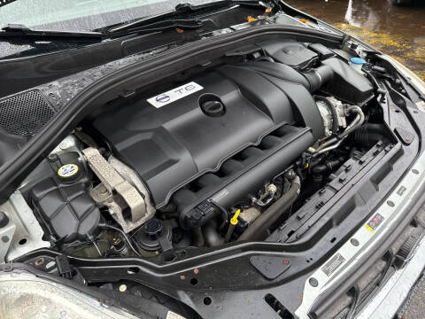 2013 Volvo XC60 T6 Premier Plus