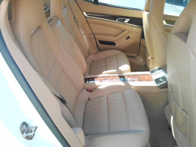 2012 Porsche Panamera