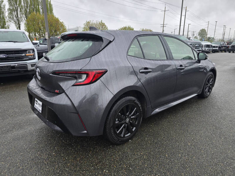 2026 Toyota Corolla Hatchback SE