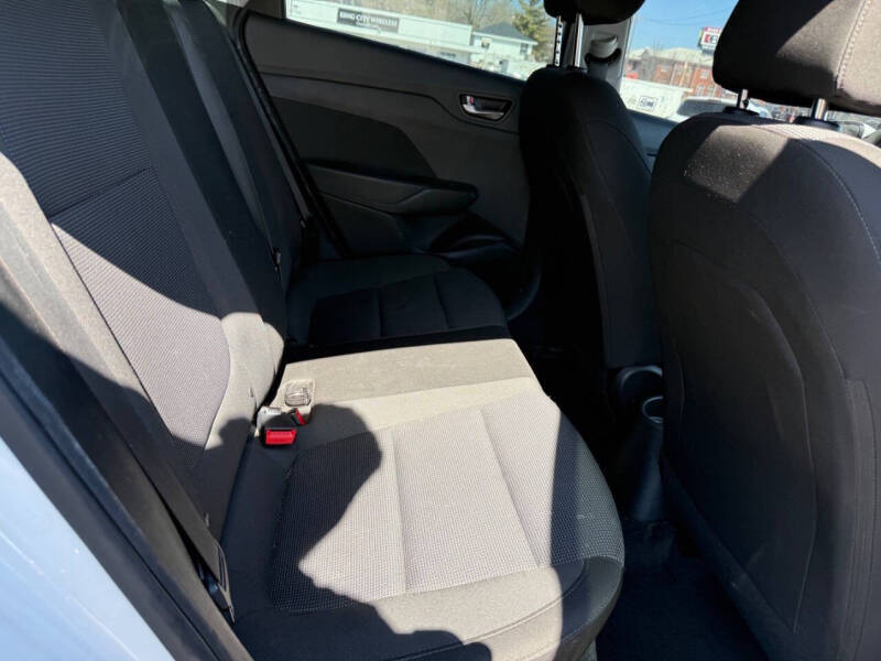 2019 Hyundai Accent SE