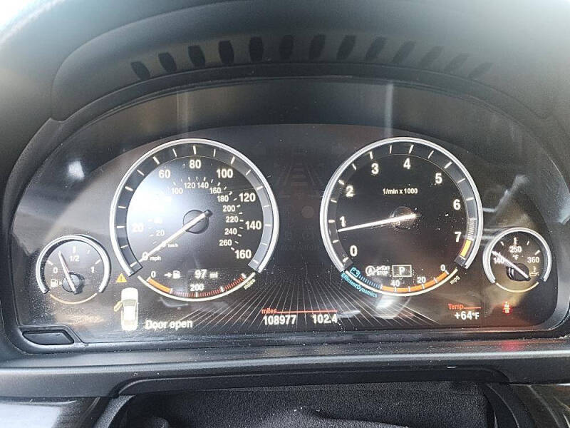 2014 BMW 5 Series 550i