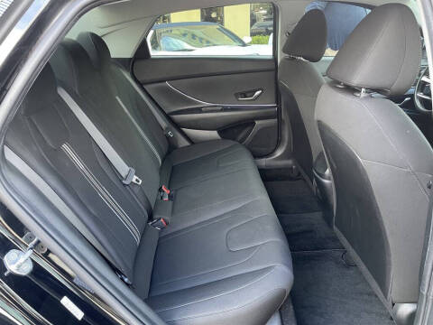 2023 Hyundai Elantra