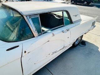 1960 Ford Thunderbird