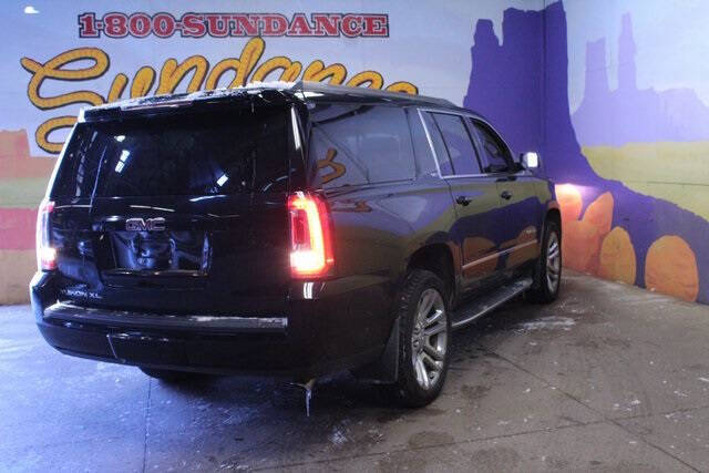 2017 GMC Yukon XL SLT