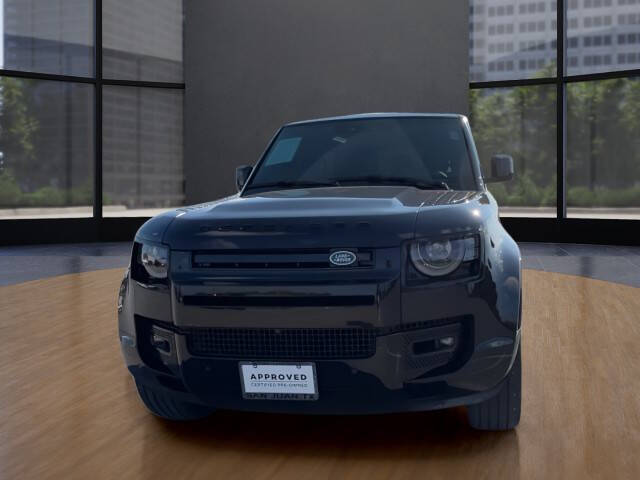 2024 Land Rover Defender 90 P400 X-Dynamic SE