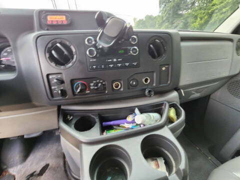 2009 Ford E-Series E-350 SD