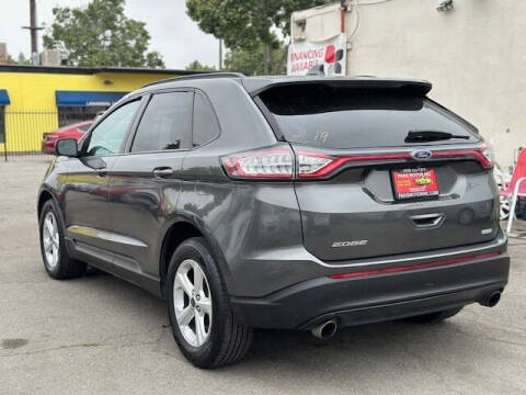 2016 Ford Edge SE
