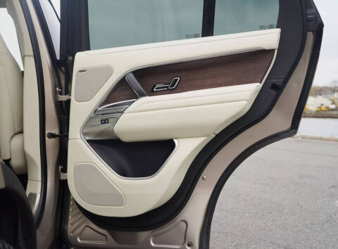 2023 Land Rover Range Rover P400 SE