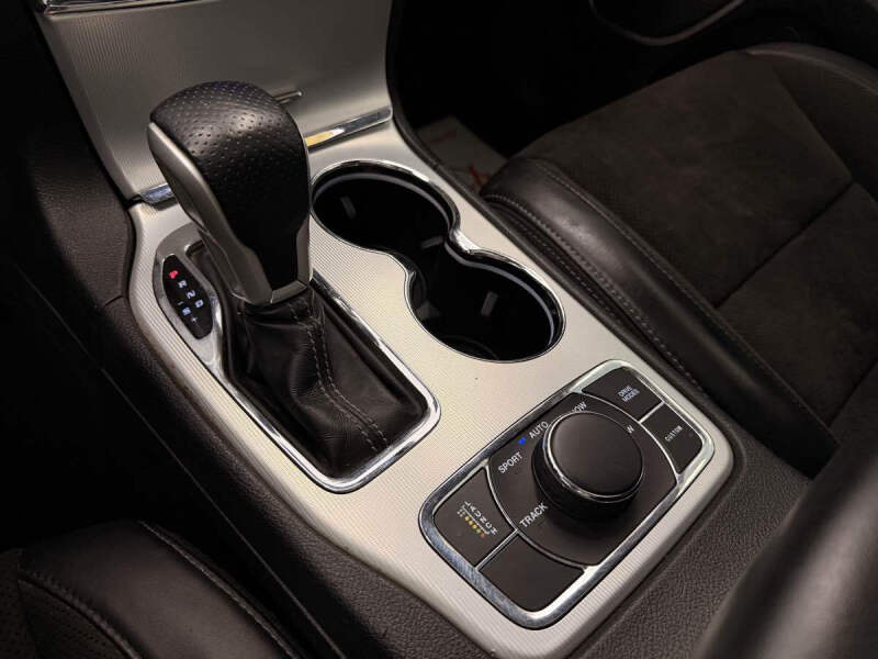 2020 Jeep Grand Cherokee SRT