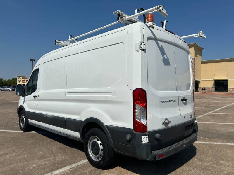 2015 Ford Transit Base photo 18