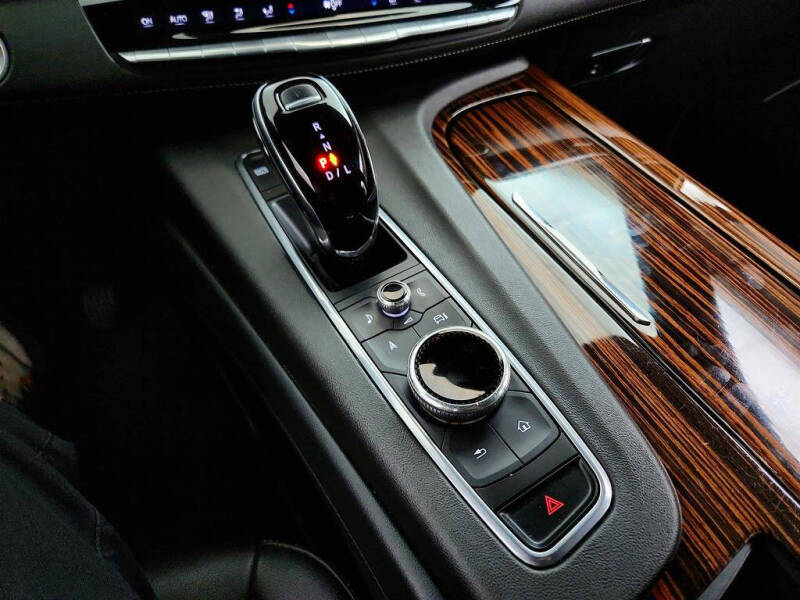 2022 Cadillac Escalade ESV Luxury