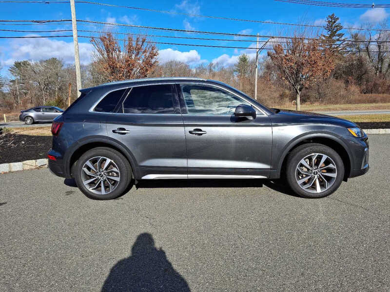 2022 Audi Q5 quattro S line Premium 45 TFSI