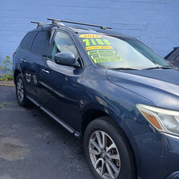 2013 Nissan Pathfinder SV