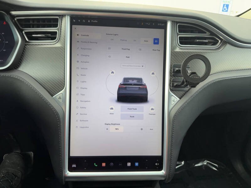 2017 Tesla Model X 75D