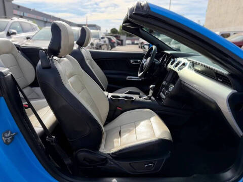 2017 Ford Mustang EcoBoost Premium