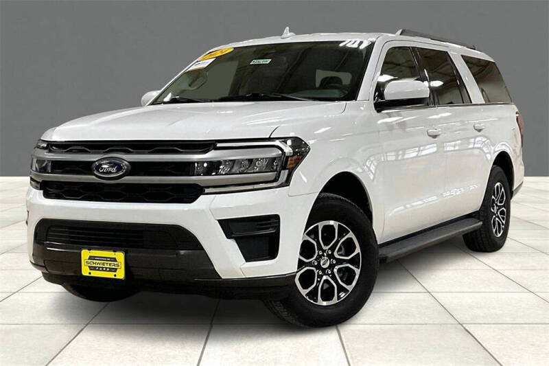Used 2024 Ford Expedition XLT with VIN 1FMJK1J88REA39388 for sale in Montevideo, Minnesota