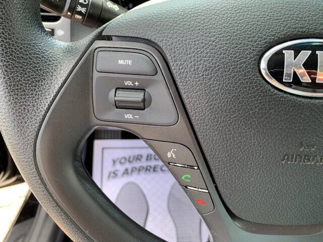 2017 Kia Forte5 LX