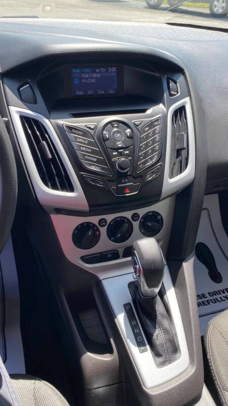 2014 Ford Focus SE
