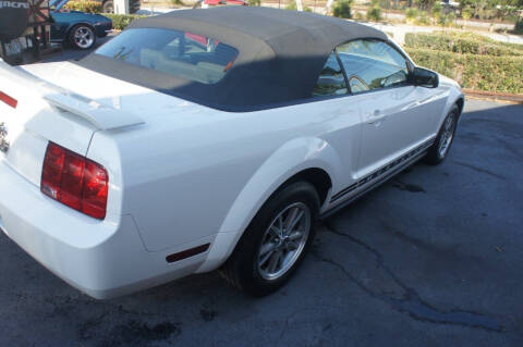 2005 Ford Mustang V6 Premium