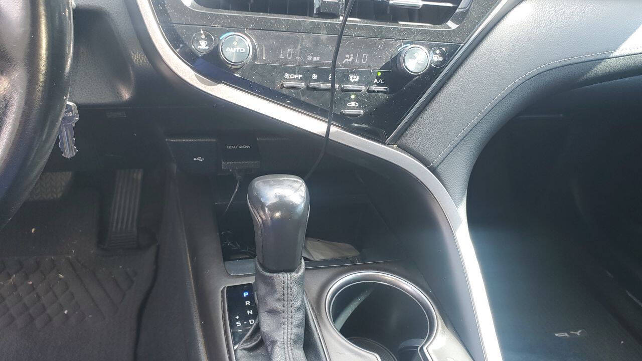 Used Car 2022 Toyota Camry  Se 4dr Sedan For Sale Under $25,000 In San Antonio, Texas