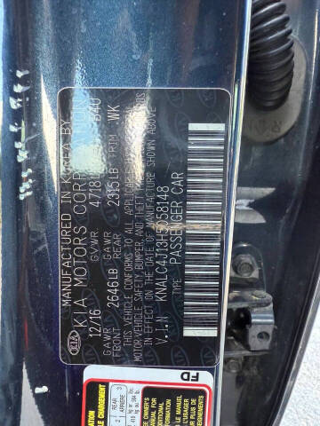 2017 Kia Cadenza Premium