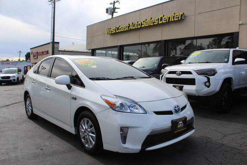 2014 Toyota Prius Plug-in Hybrid