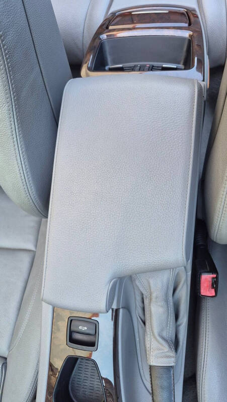 2009 BMW 3 Series 335i