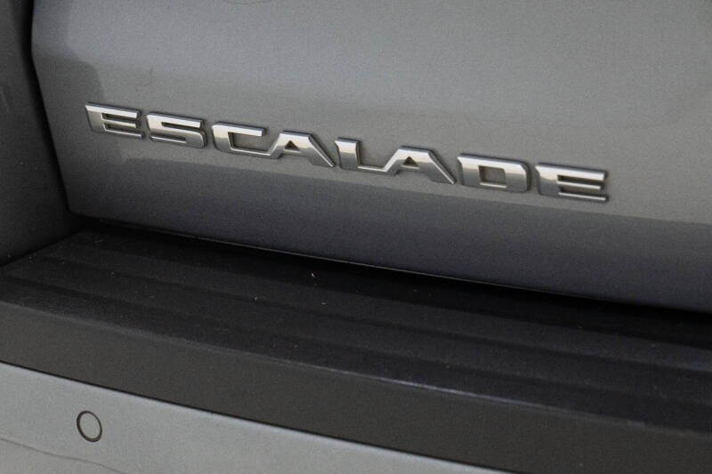 2020 Cadillac Escalade Luxury