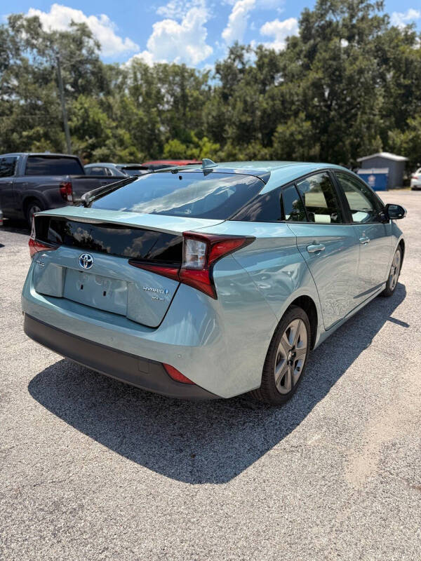 2019 Toyota Prius XLE