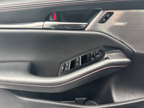 2023 Mazda Mazda3 Sedan 2.5 S Carbon Edition