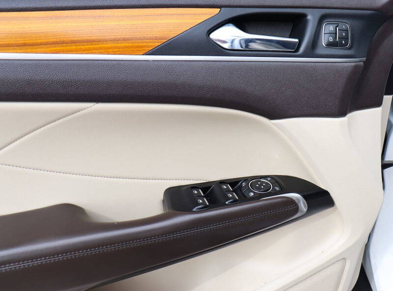 2019 Lincoln MKC Select