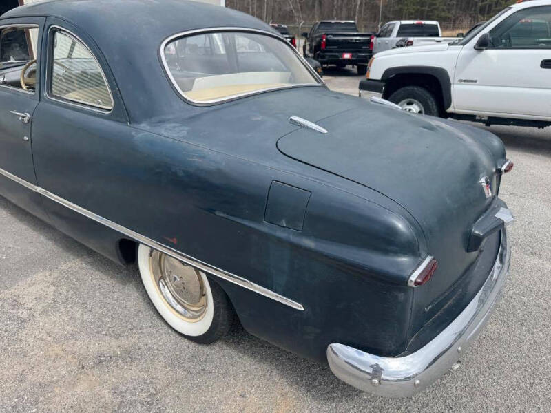 1950 Ford 2 DR Club Coupe