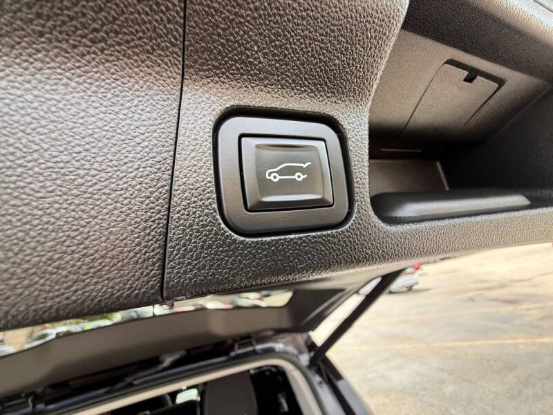 2017 GMC Acadia SLE-2