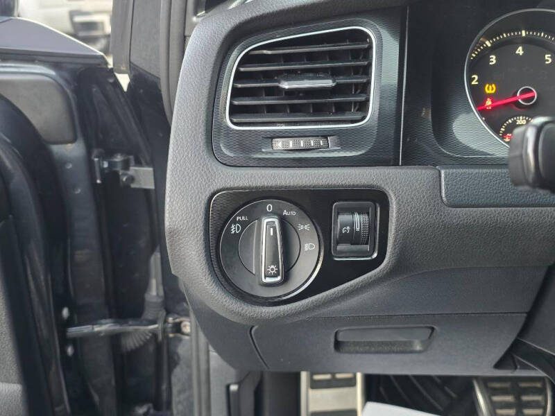 2015 Volkswagen Golf GTI SE