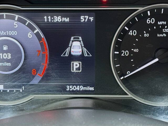 2023 Nissan Versa SR