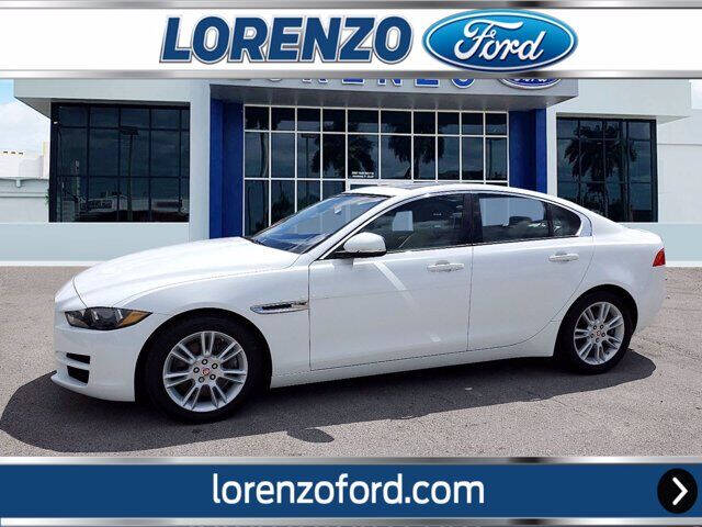 2017 Jaguar XE 25t Premium