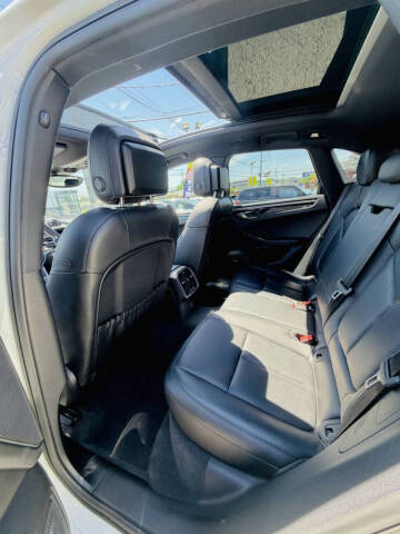 2018 Porsche Macan S