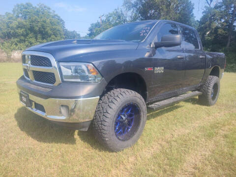 2016 RAM 1500 for sale at LA PULGA DE AUTOS in Dallas TX