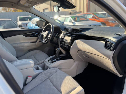 2019 Nissan Rogue Sport SV