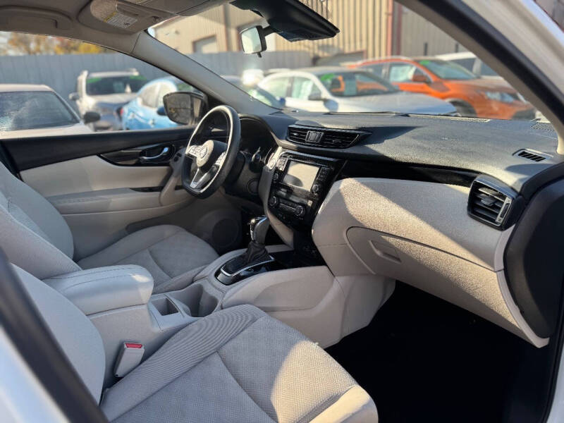 2019 Nissan Rogue Sport SV