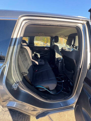 2012 Jeep Grand Cherokee Laredo