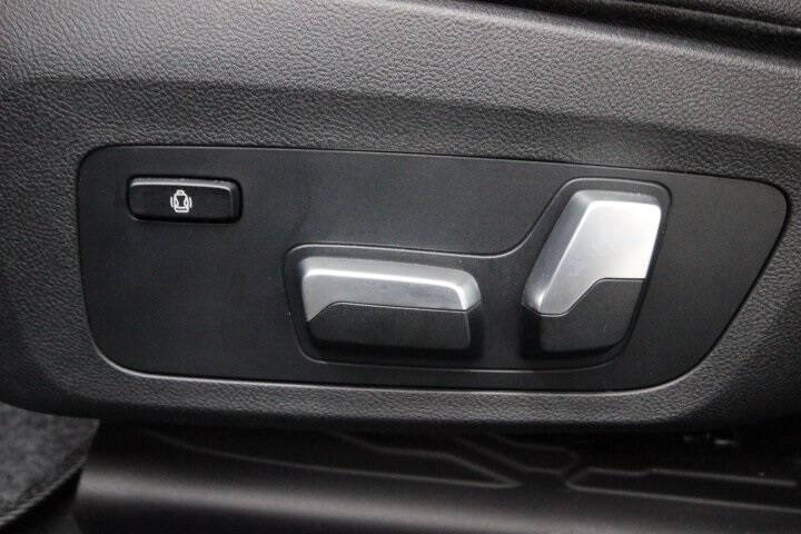 2020 BMW 3 Series 330i xDrive