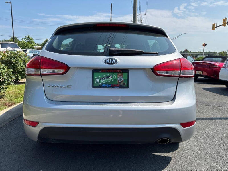 2017 Kia Forte5 LX
