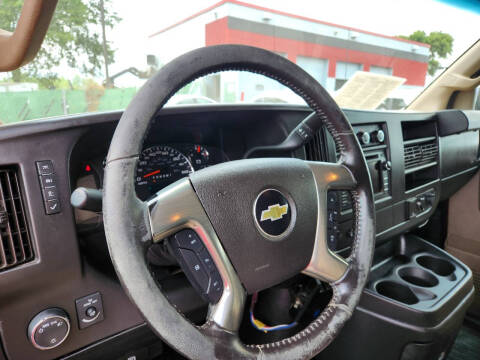2017 Chevrolet Express 3500