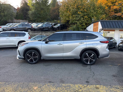 2022 Toyota Highlander XSE