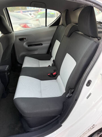 2012 Toyota Prius c One