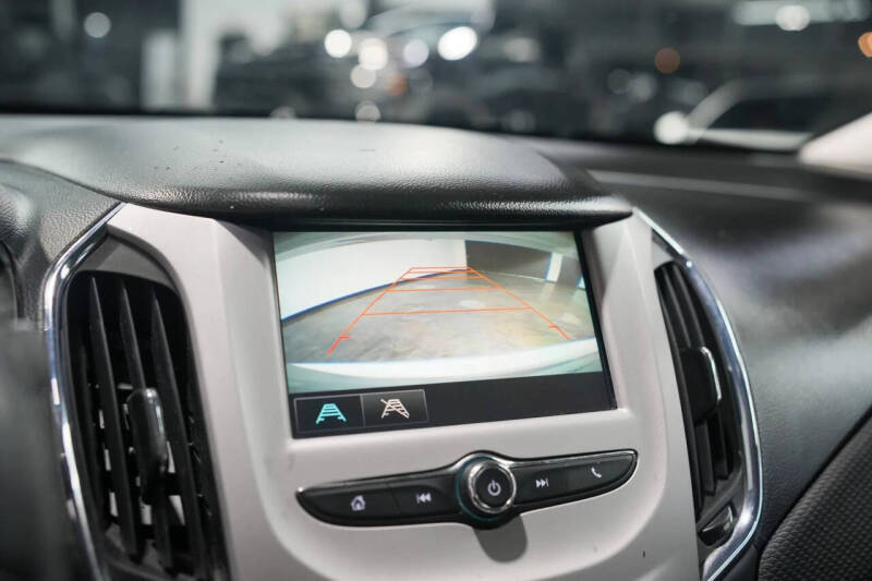 2016 Chevrolet Cruze LS Auto